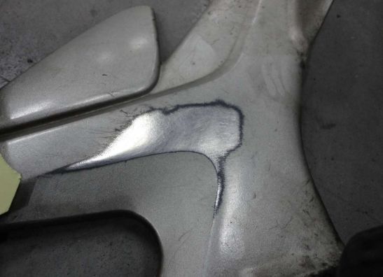 Fussrastetrager vorne links Honda CBF 600