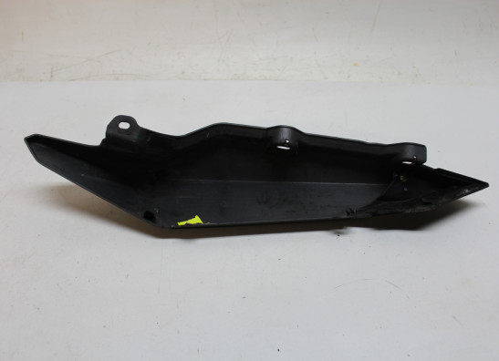 Rechter achterkant Yamaha XJ 6 N