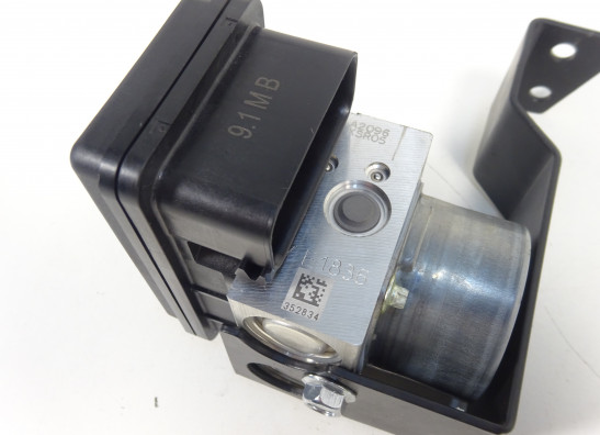 ABS pomp Benelli 302 R