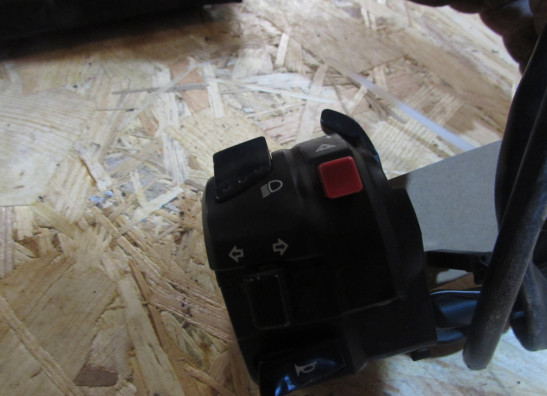 Stuurschakelaar links Suzuki GSF 650 Bandit