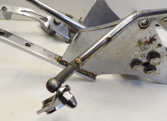 Main step holder Suzuki VS 700 Intruder