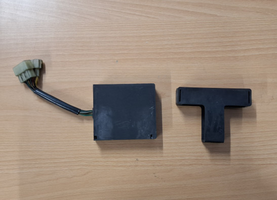 Ignitor CDI ECU Kawasaki ZZR 1100