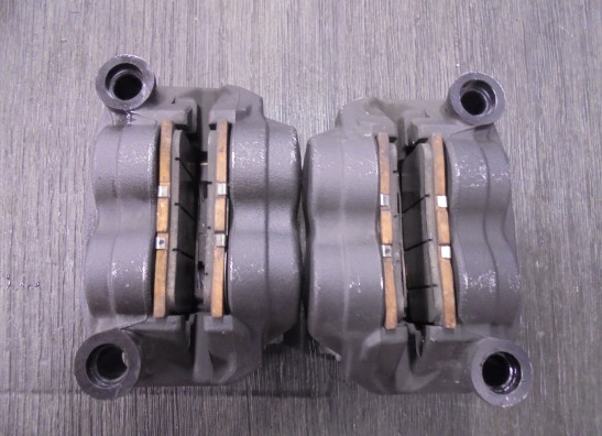 Bremssattel Bremszangen vorne Honda CRF 1100L Africa Twin Adventure Sports ES