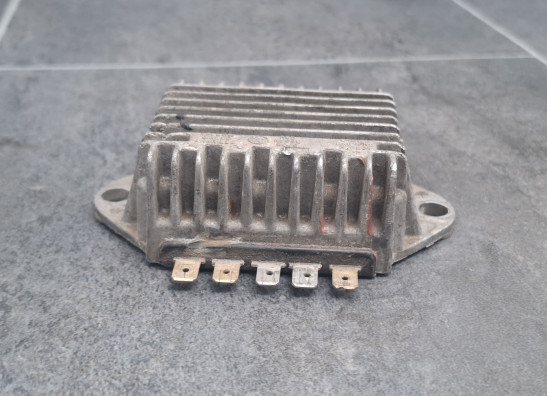 Spanningsregelaar Cagiva Serbatoio SST 350