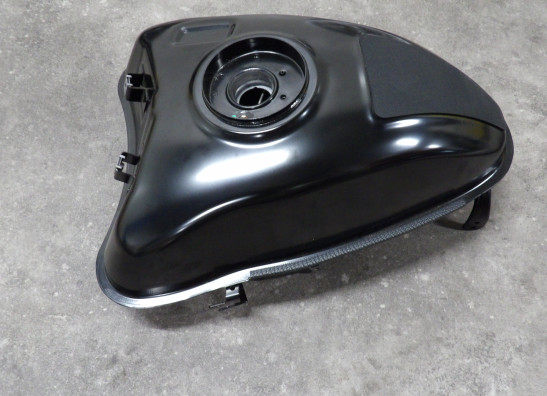 Benzintank Triumph Trident 660