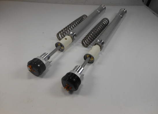 Fork pipe outside Yamaha YZF R6
