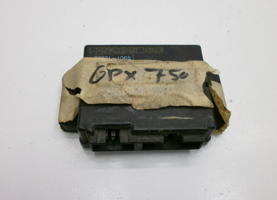 Fuse box Kawasaki GPX 750