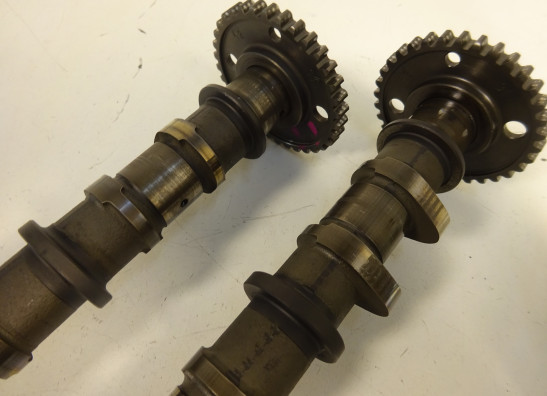 Camshaft Suzuki GSR 600