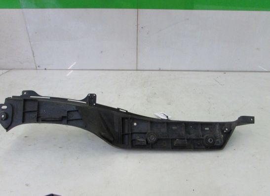 Cowl right Suzuki Burgman 400