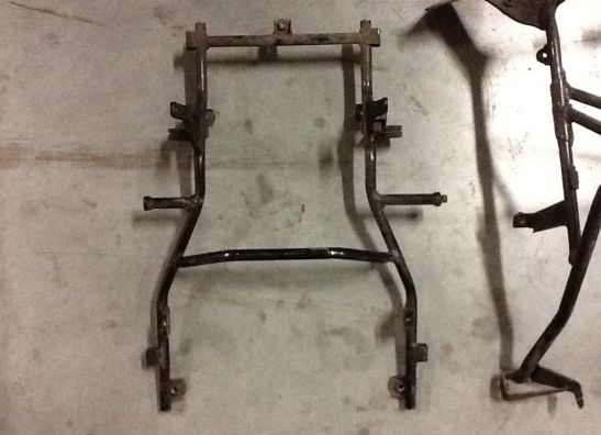 Upper cowl Stay Kawasaki GTR 1000