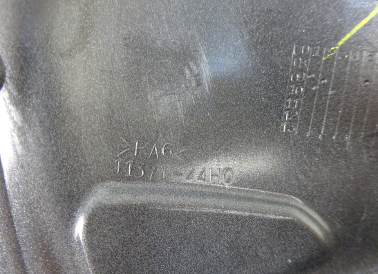 Engine cover front spocket Suzuki SFV 650 Gladius