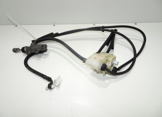 Rempomp achter BMW K 1200 GT