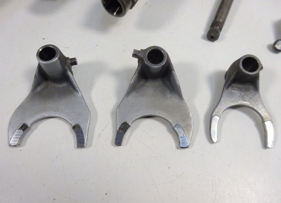 Gear box Aprilia RSV 1000