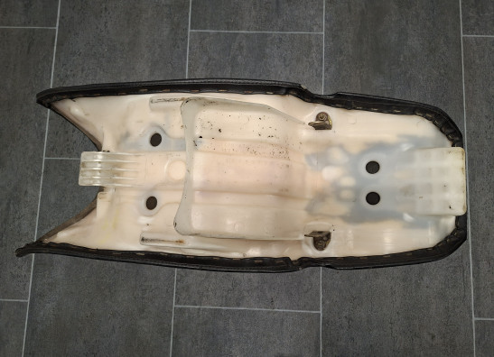 Zadel Honda CBR 600 F