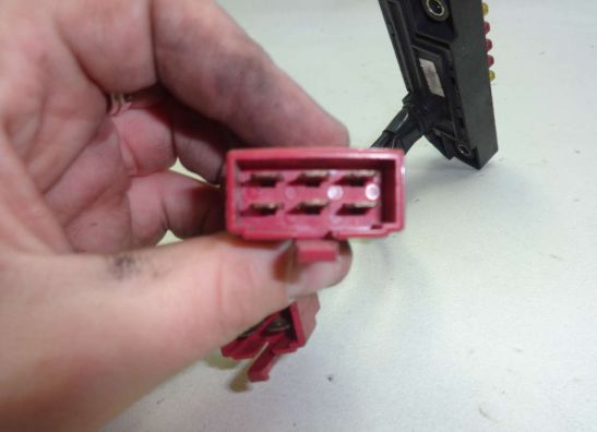 Fuse box Honda CBR 1000 F