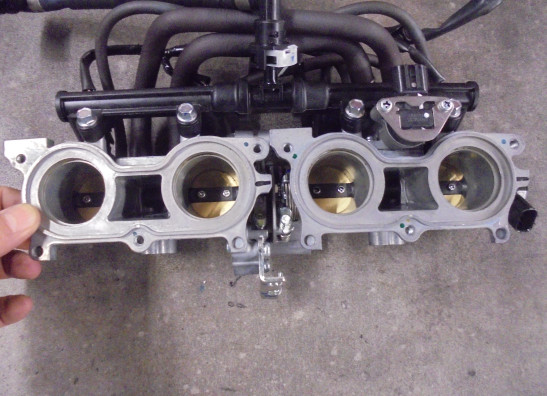 Gasklephuis Honda CBR 650 R