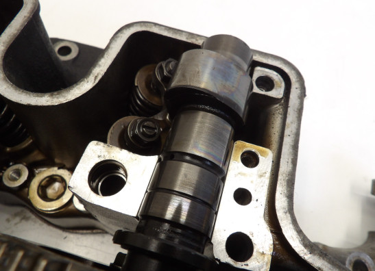 Cylinder head Honda VF 700  750 C Magna