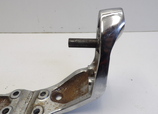 Fussrastentrager Suzuki VS 1400 Intruder