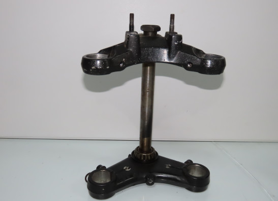 T stuk + kroonplaat Moto Guzzi 850 T5