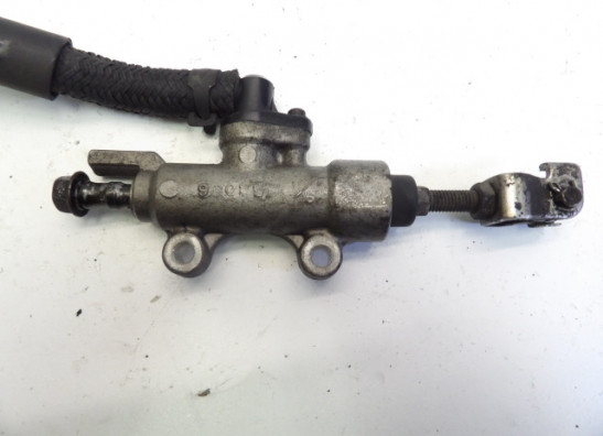 Rempomp achter Honda XL 1000 V Varadero