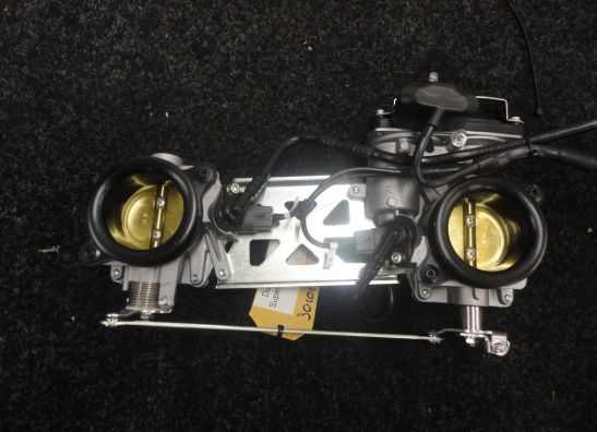 Gasklephuis Ducati 939 Supersport