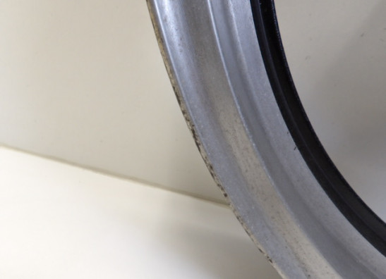 Front Wheel Honda VF 700  750 C Magna