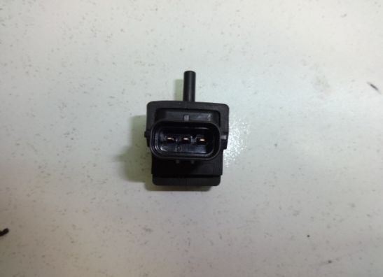 Relais unit Suzuki DL 650 V STROM