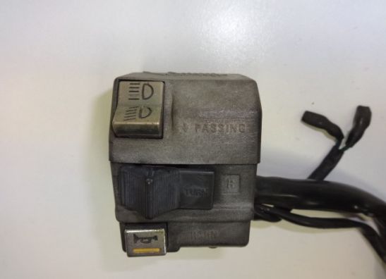 Handlebar switch assy left Honda VF 700  750 S Sabre