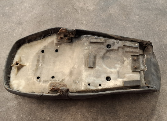 Sitzbank Suzuki SP 370