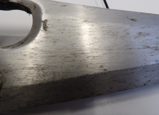 Fussrastetrager vorne links Suzuki GSX 400 E