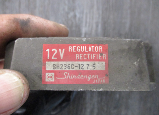 Regulator rectifier  Honda CBR 1000 F