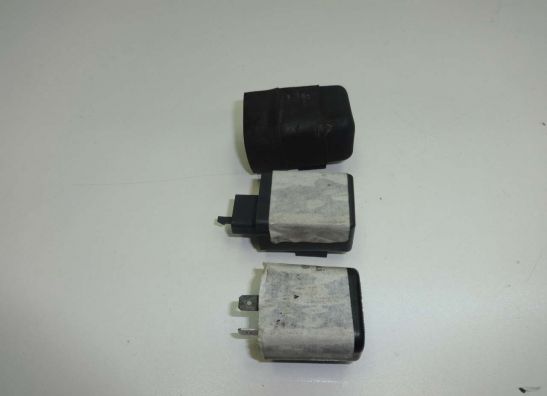 Relais unit Kawasaki ZZR 600