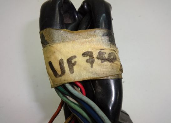 Stuurschakelaar links Honda VF 700  750 S Sabre