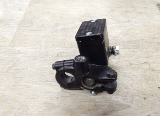 Bremszylinder vorne Suzuki Burgman 400