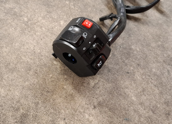 Stuurschakelaar links CFMoto 650 MT