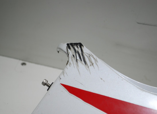 Rechter achterkant Yamaha FZR 600