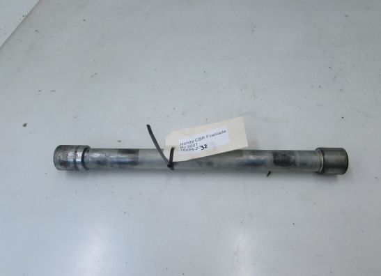 Axle front Honda CBR Fireblade