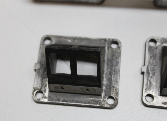 Inlaatspruitstuk Yamaha RD 500 LC