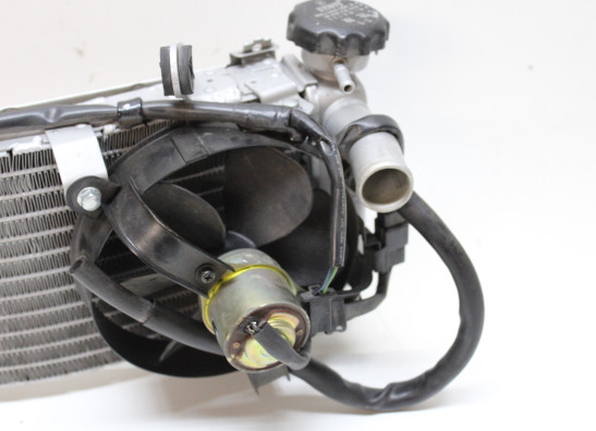 Radiateur Honda VFR 750 R - RC30