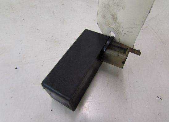 Relais unit Honda VF 700  750 C Magna