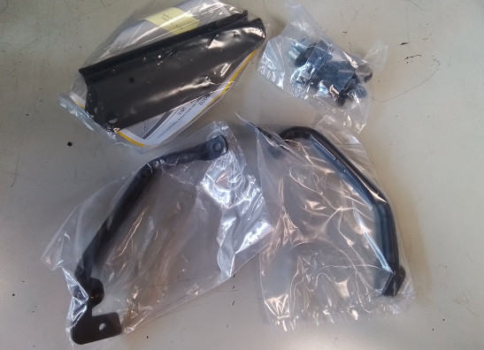 Koffer halter set Suzuki DL 650 V STROM