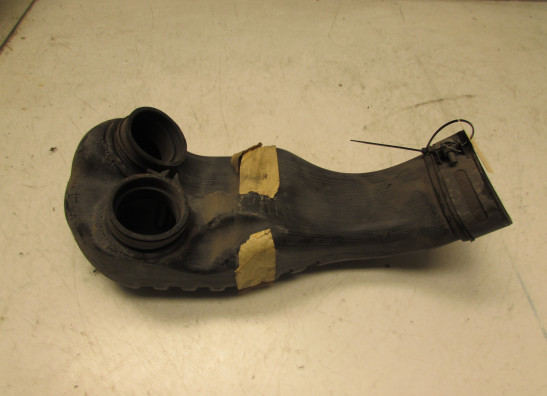 Lufteinlass mitte Honda VT 700 750