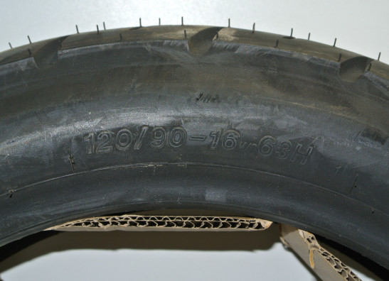 Achterband Kawasaki GPZ 500