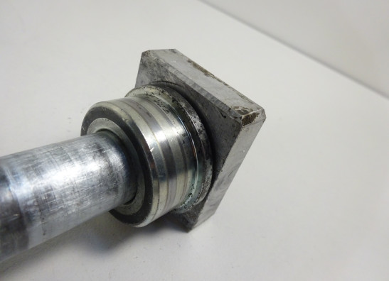 Hinterradachse Kawasaki VERSYS 650