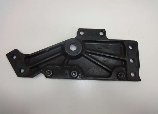 Main step holder right Kawasaki ZEPHYR 550