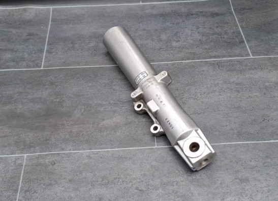 Voorpoot links onder Harley Davidson FLHR Road King