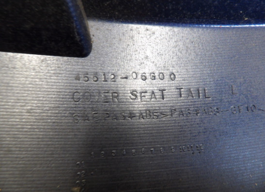 Cowl left rear Suzuki DL 1000 V STROM