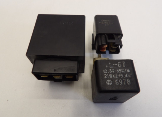 Relay Suzuki GSX F 1100