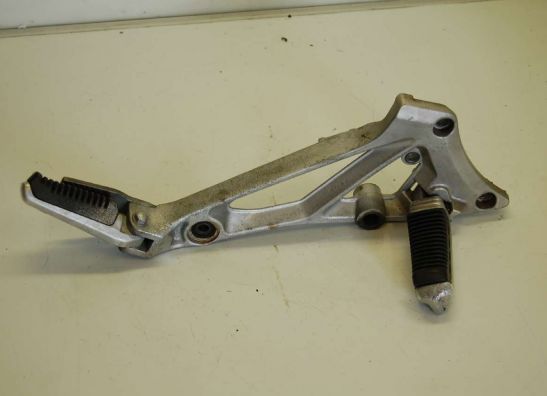 Footrest right Suzuki GS 550 ES