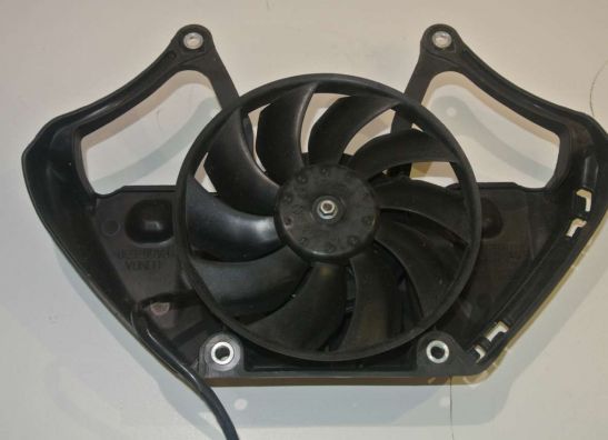 Radiator toebehoren Honda CB 1000 R